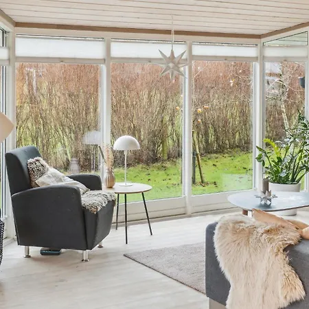 3 Bedroom Pet Friendly In Beder *