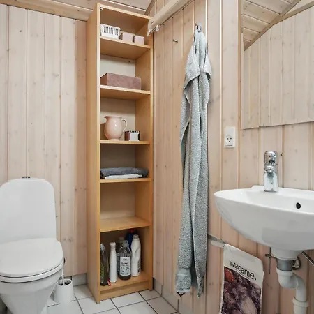 3 Bedroom Pet Friendly In Beder Beder