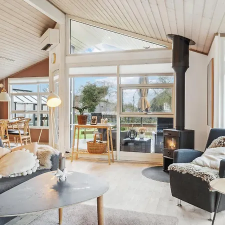 Beautiful In Beder With Wi-fi Holiday home *
