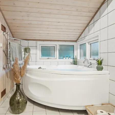 Ferienhaus Beautiful In Beder With Wi-fi Odder
