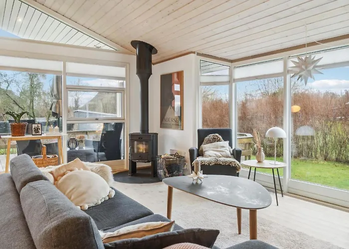 3 Bedroom Pet Friendly In * Beder